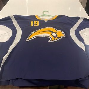 Men’s Buffalo Sabres Tim Connolly #19 Jersey. XL